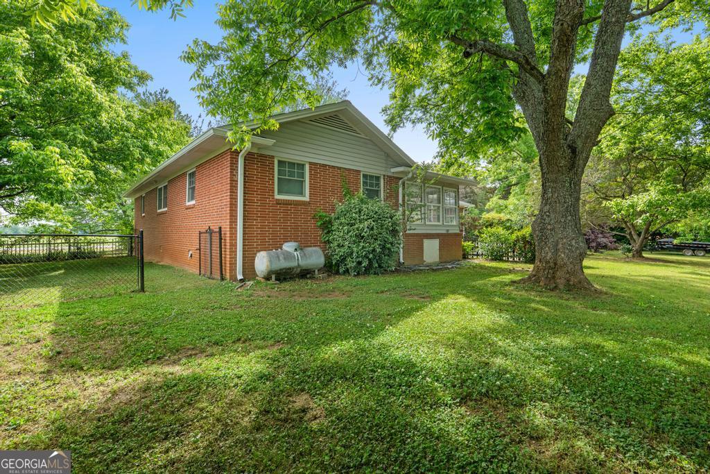 4263 Jackson Road Griffin, GA 30223 - Photo 8 of 53