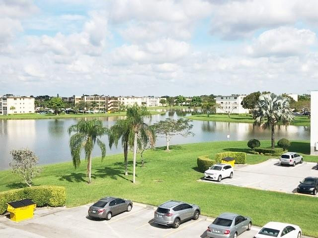 1057 Exeter, Unit 1057 Boca Raton, FL 33434 - Photo 58 of 64 Surrounding area outside your unit