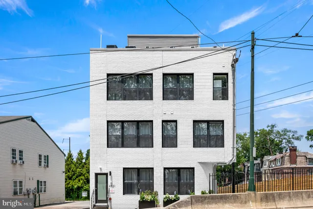 a view of a white building