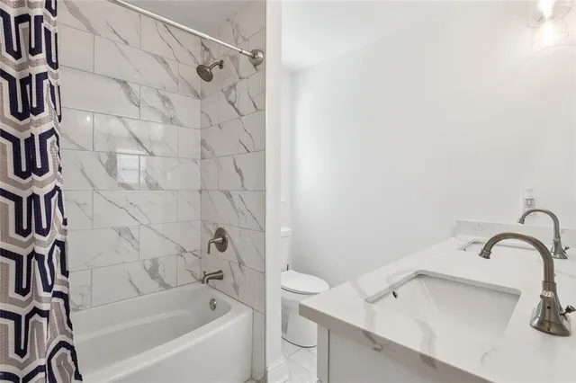 $399,900 | 4120 Bald Eagle Park, Marrero, LA 70072