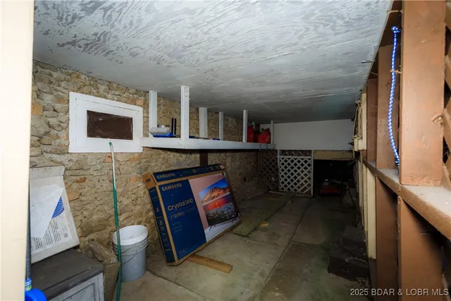 $575,000 | 189 Wa Ha Ma Court, Camdenton, MO 65020