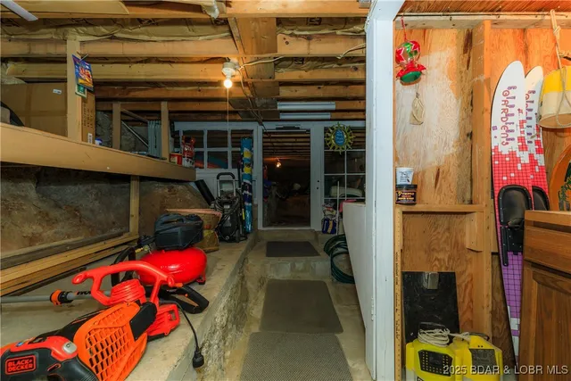 $575,000 | 189 Wa Ha Ma Court, Camdenton, MO 65020