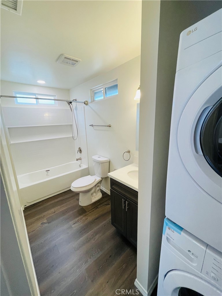 3823 Robinhood Road, Unit C Vista, CA 92084 - Photo 16 of 21