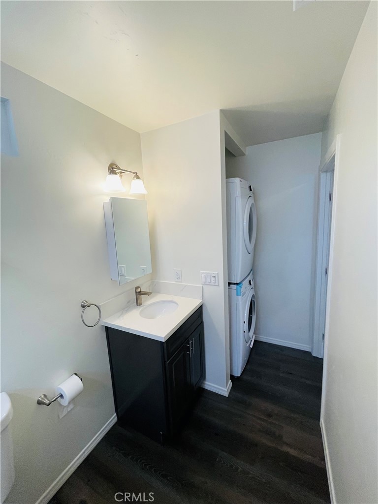 3823 Robinhood Road, Unit C Vista, CA 92084 - Photo 18 of 21