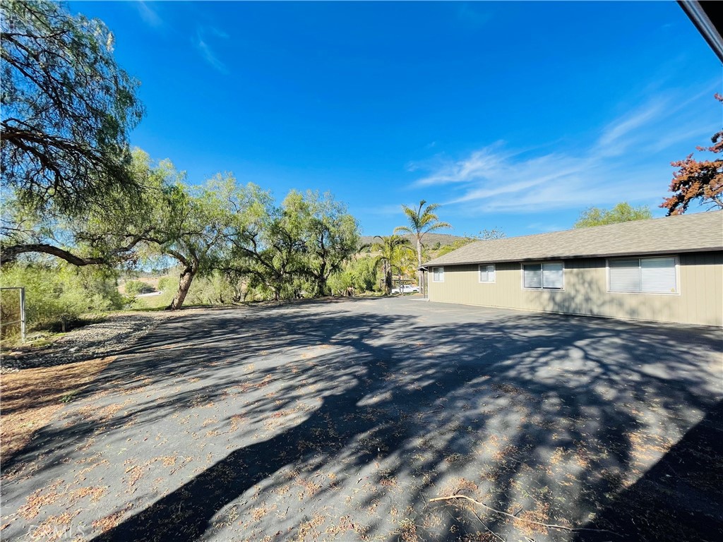 3823 Robinhood Road, Unit C Vista, CA 92084 - Photo 19 of 21