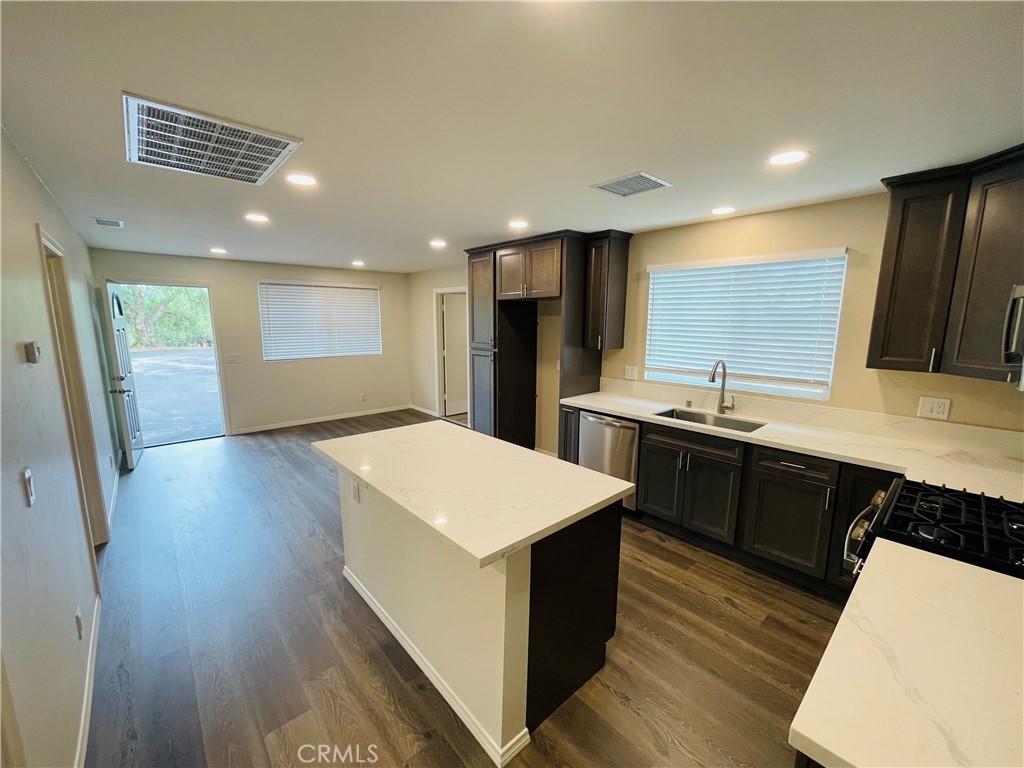 3823 Robinhood Road, Unit C Vista, CA 92084 - Photo 7 of 21