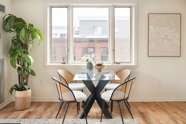 $799,000 | 10 Rogers Street, Unit 415, Cambridge, MA 02142