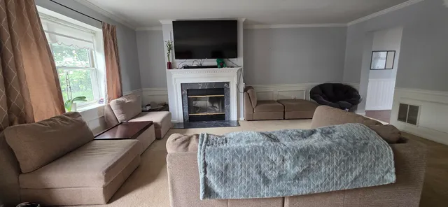 $2,000 | 132 Eaglesmere Circle, Unit 33, East Stroudsburg, PA 18301