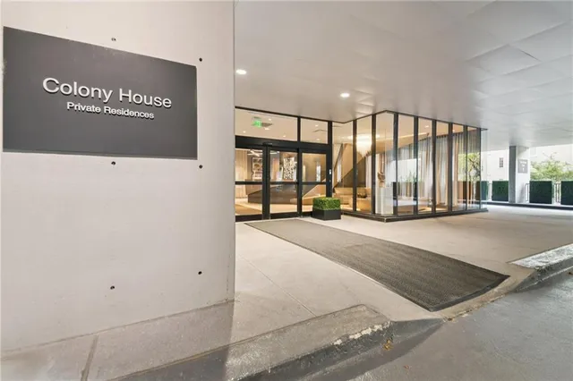 a picture of a floor plan