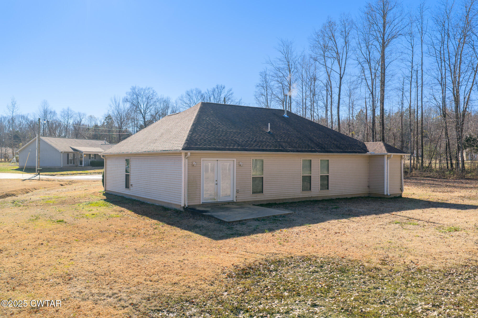 191 Buttonwood Lexington, TN 38351 - Photo 4 of 33 DJI_20251215104029_0095_D