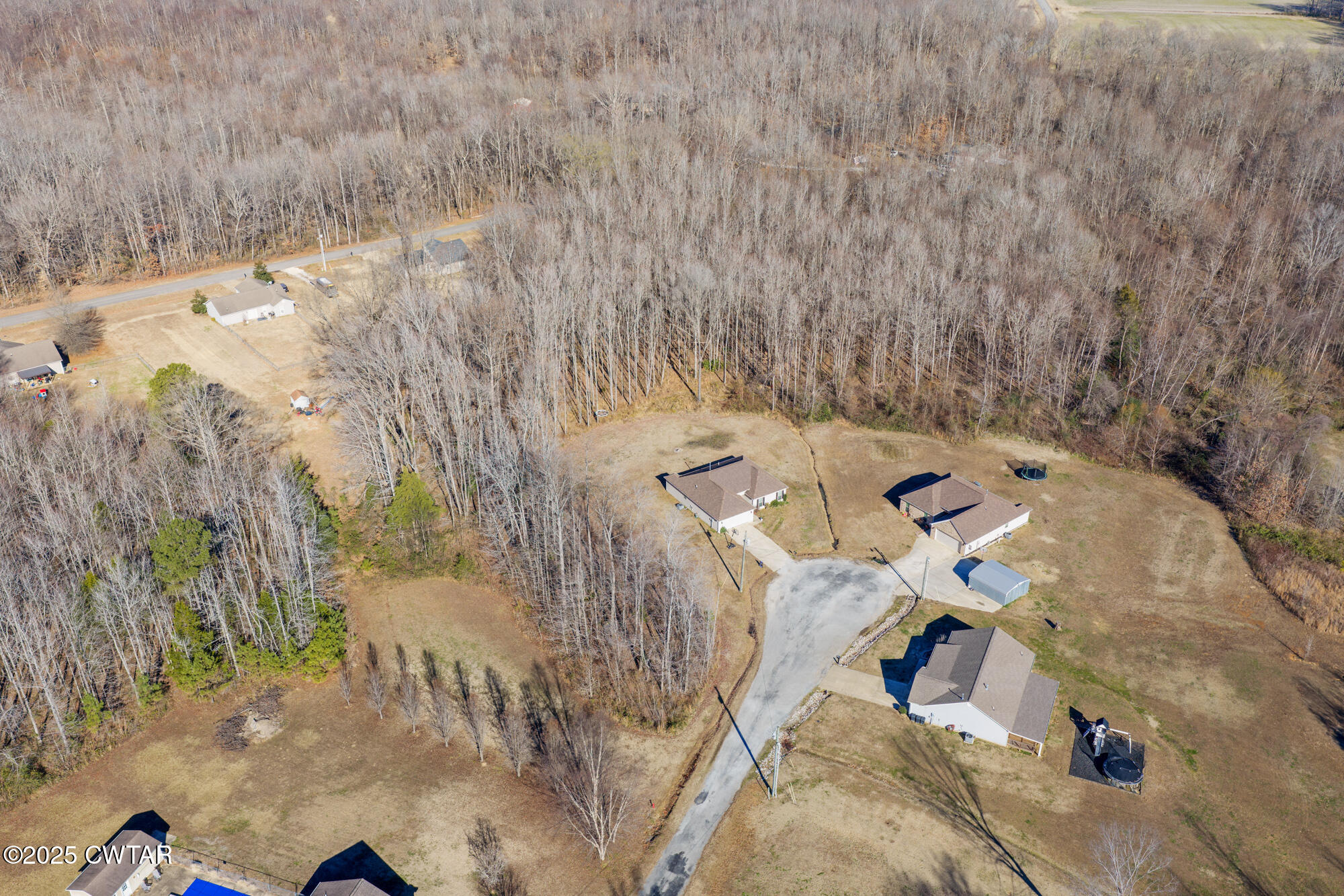 191 Buttonwood Lexington, TN 38351 - Photo 7 of 33 DJI_20251215104222_0099_D