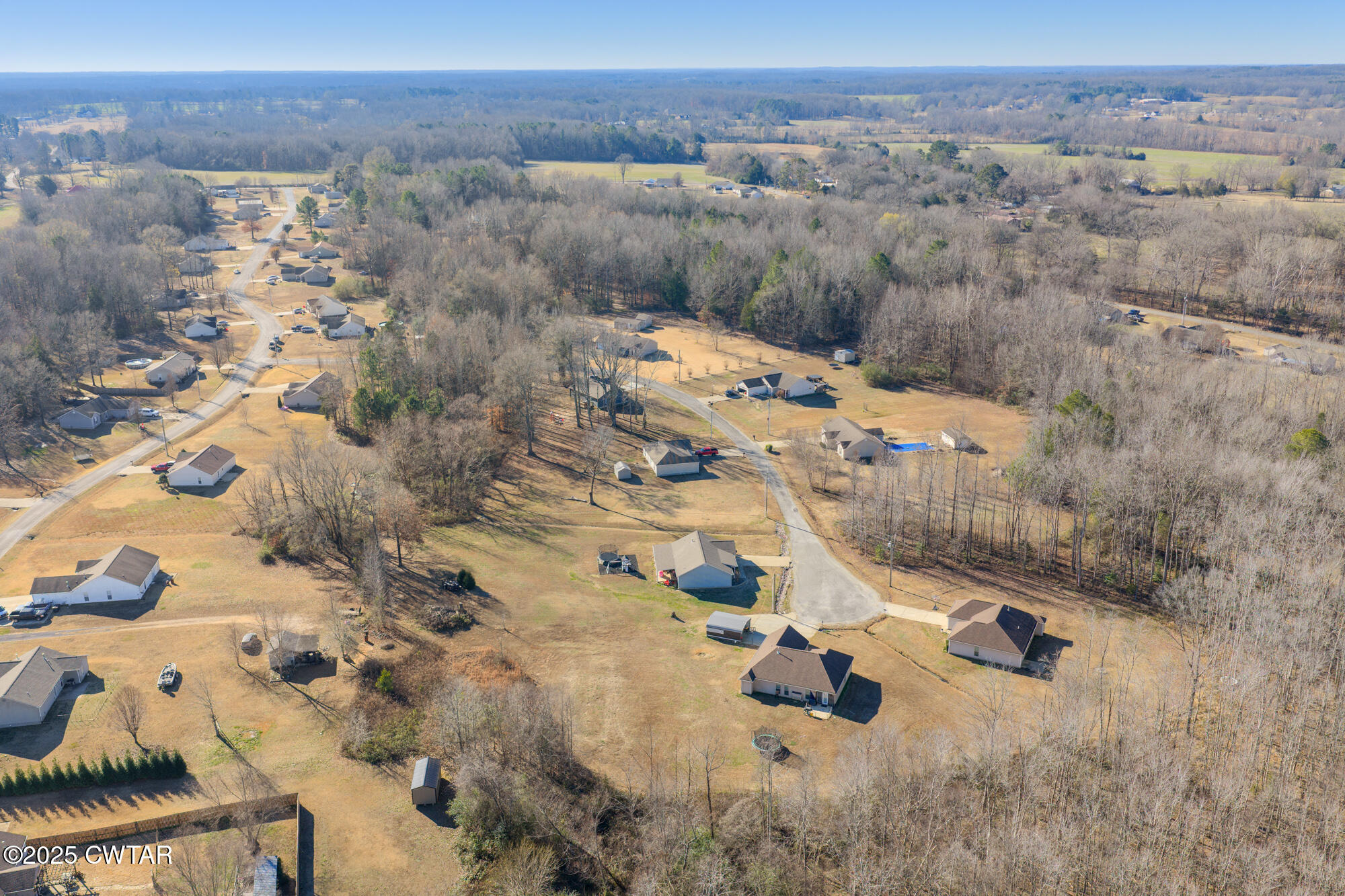 191 Buttonwood Lexington, TN 38351 - Photo 9 of 33 DJI_20251215104338_0102_D