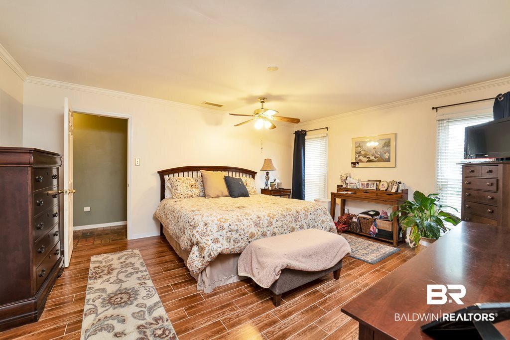 605 Oak Ridge Court West Daphne, AL 36526 - Photo 17 of 31