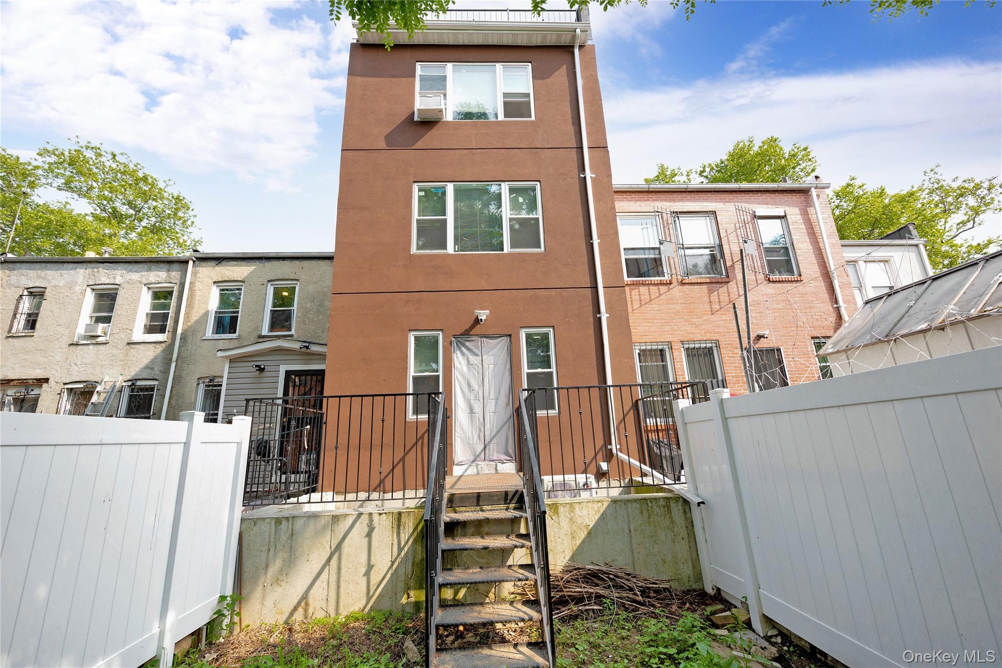 164-15 104th Road Queens, NY 11433 - Photo 21 of 22 back entrance