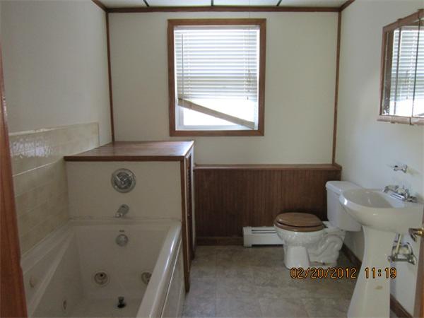 58 Mate Drive Fall River, MA 02721 - Photo 5 of 15 Gallery Image 5