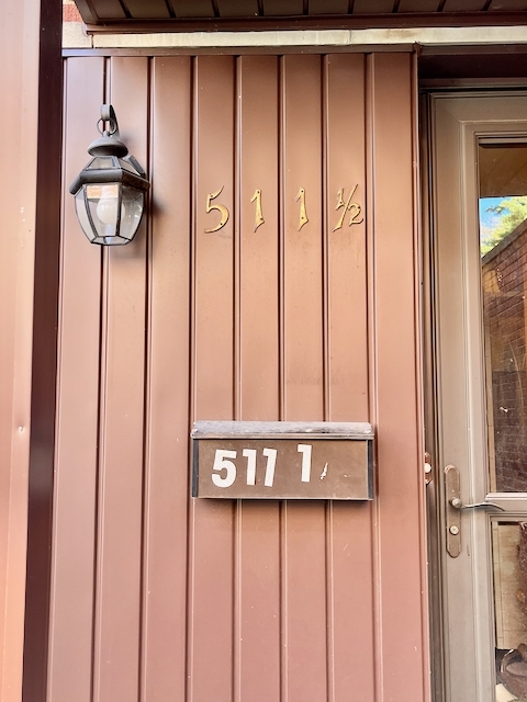 511 1/2 1/2 Ridge Road Wilmette, IL 60091 - Photo 5 of 20 a close view of wooden door