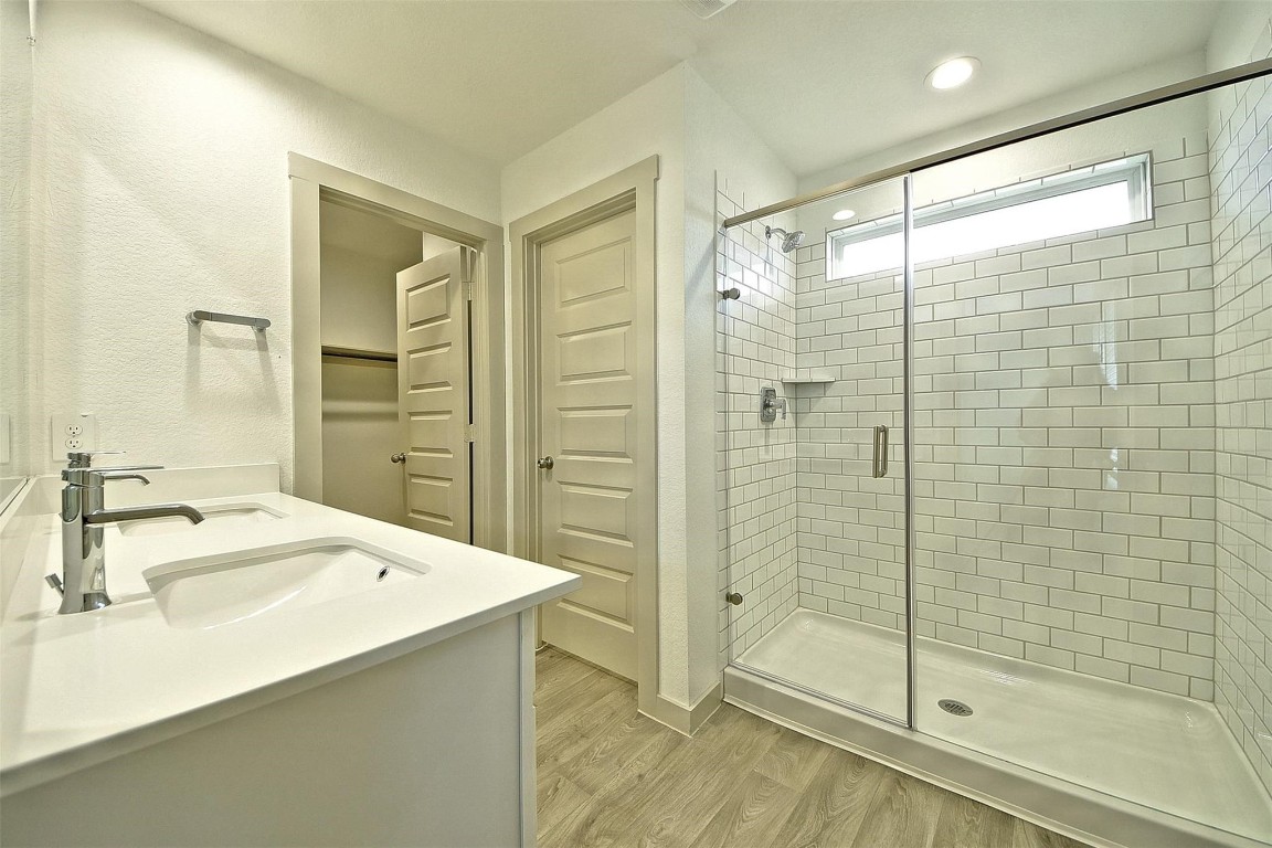 7923 Suffolk Vly Lane Rosharon, TX 77583 - Photo 14 of 28