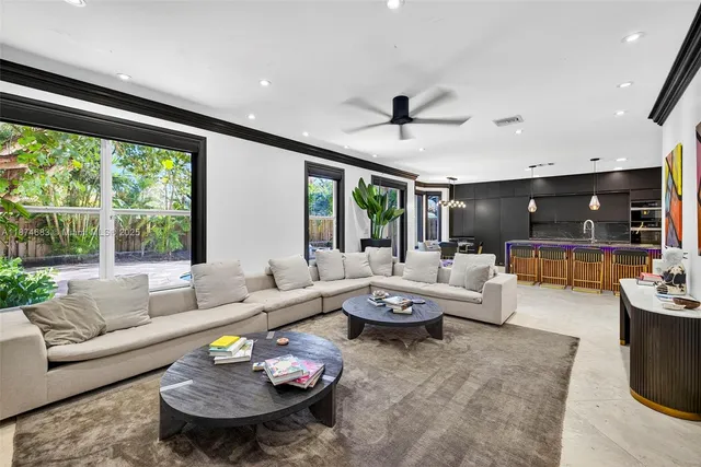 $2,750,000 | 3325 Northeast 17th Court, Fort Lauderdale, FL 33305