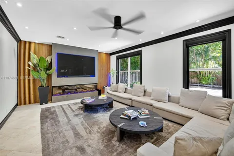 $2,499,000 | 3325 Northeast 17th Court, Fort Lauderdale, FL 33305