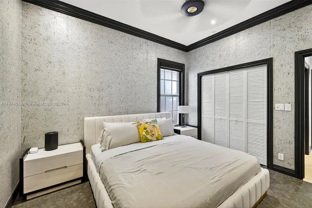 $2,750,000 | 3325 Northeast 17th Court, Fort Lauderdale, FL 33305