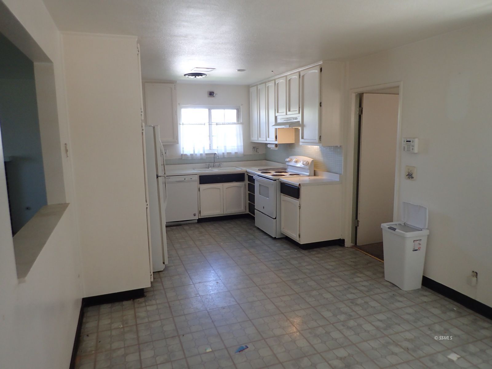 336 Peg Street Ridgecrest, CA 93555 - Photo 10 of 19