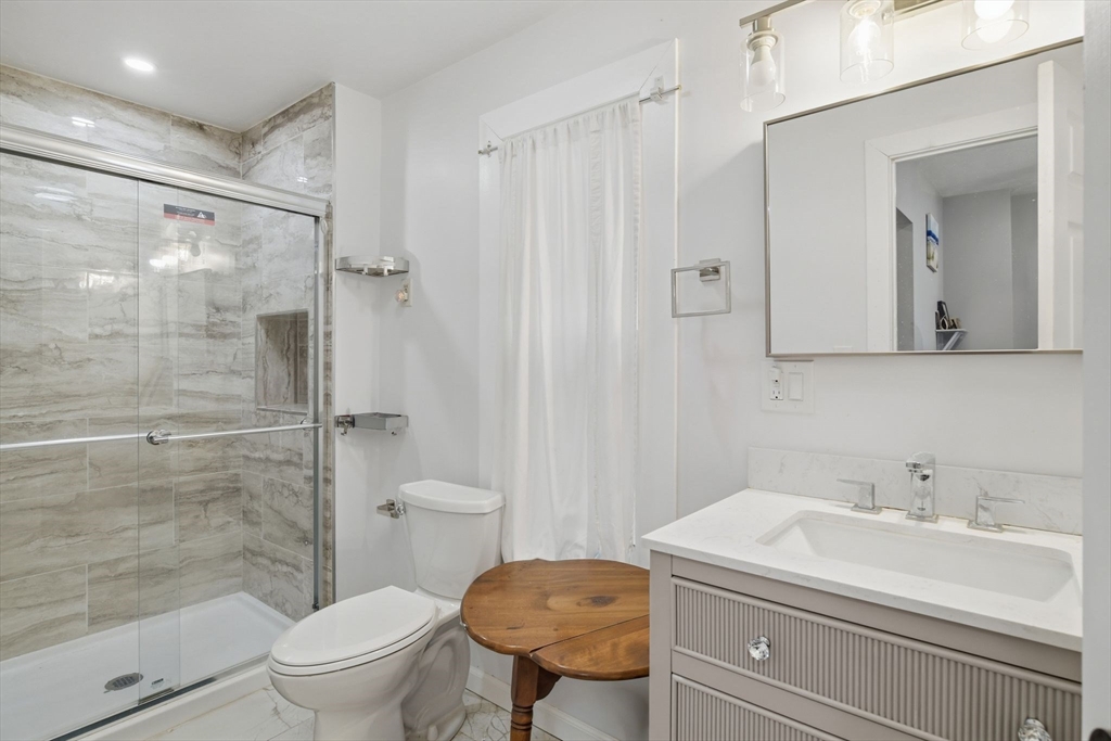 410 Allen Street Springfield, MA 01118 - Photo 17 of 27