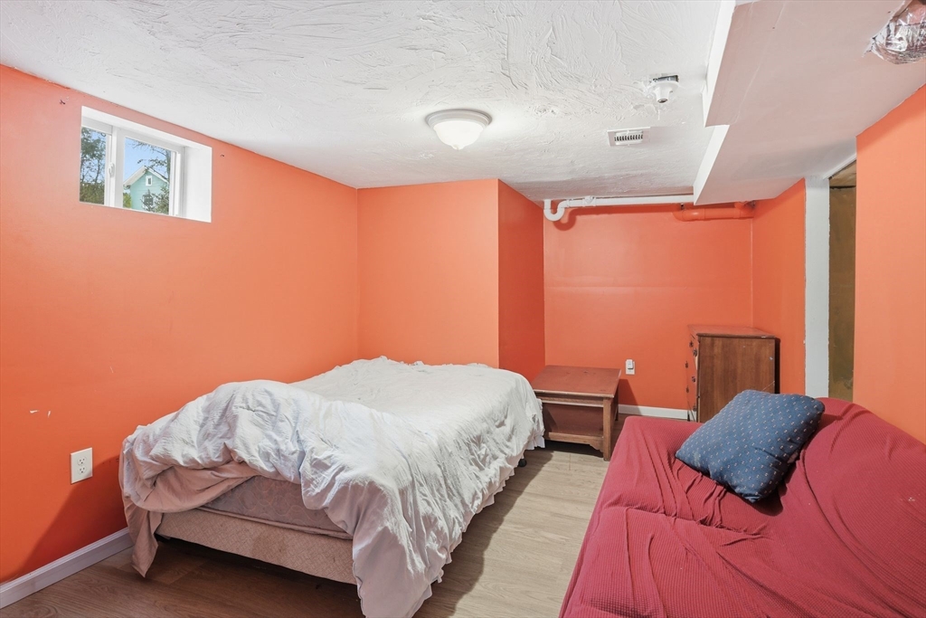 410 Allen Street Springfield, MA 01118 - Photo 21 of 27