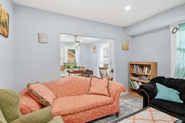 $294,900 | 410 Allen Street, Springfield, MA 01118