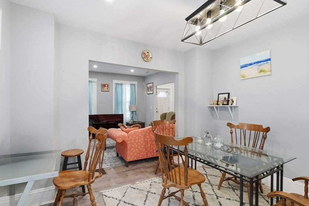 410 Allen Street Springfield, MA 01118 - Photo 10 of 27