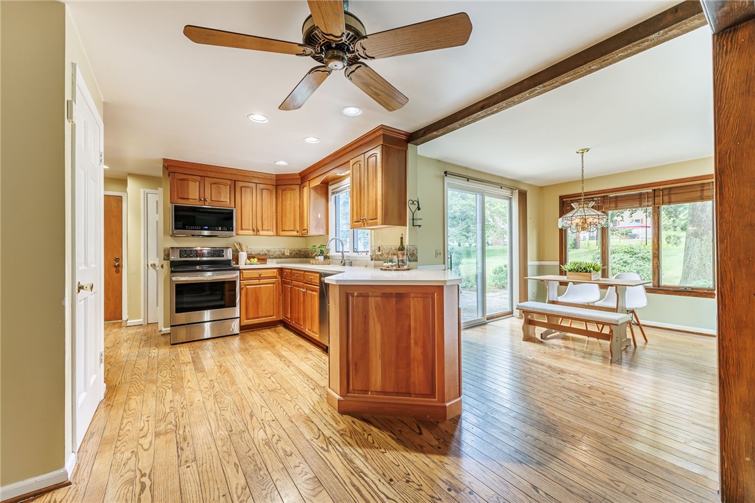 16 South Ridge Trail Perinton, NY 14450 - Photo 8 of 32