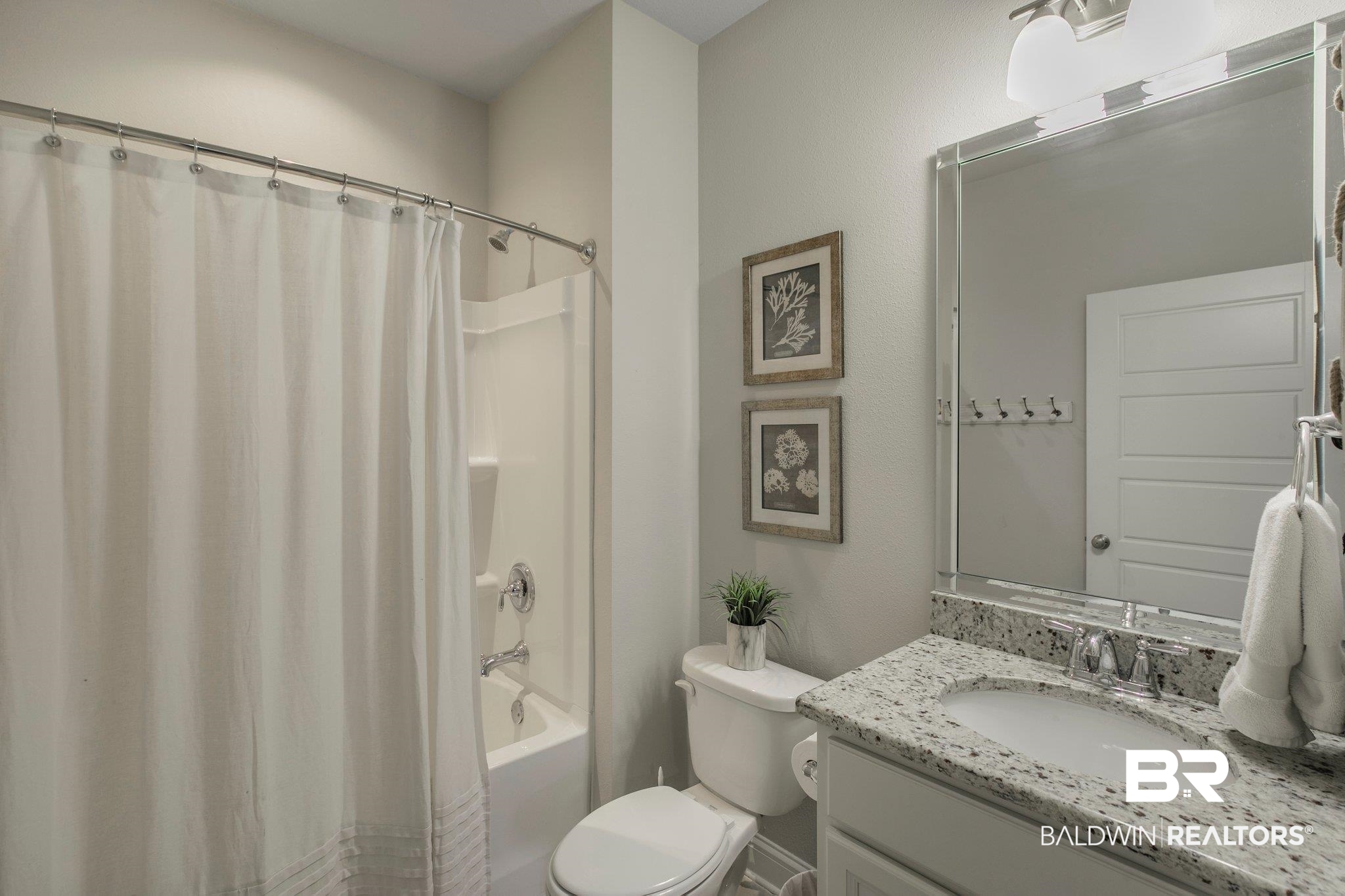 31225 Spoonbill Road Daphne, AL 36527 - Photo 22 of 41 Bathroom 3