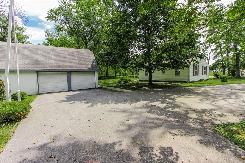 4027 South Post Road Indianapolis, IN 46239 - Photo 5 of 50