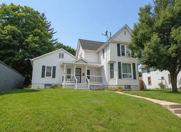 $255,000 | 19 North School Street, Mayville, WI 53050