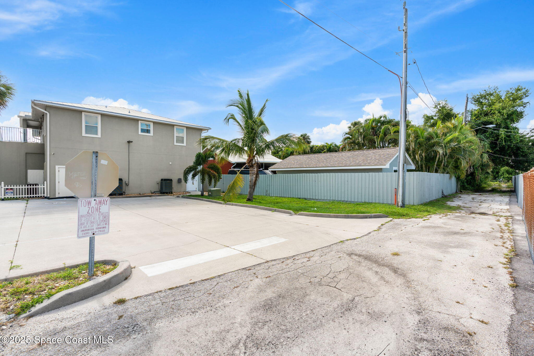 2012 Vernon Place Melbourne, FL 32901 - Photo 12 of 68 11-web-or-mls-DSC09800