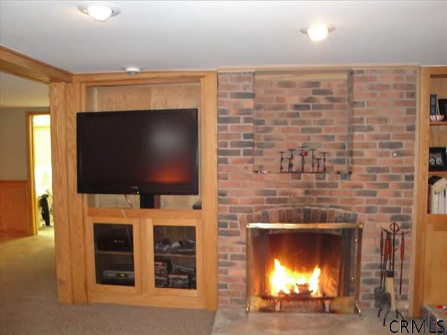 749 Putnam Road Rotterdam, NY 12306 - Photo 12 of 15 Photo 12
