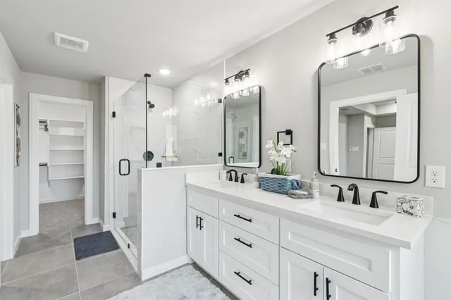 $319,900 | 512 Frazier Street, Terrell, TX 75160