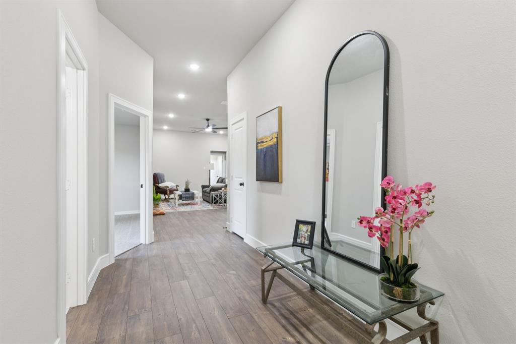 512 Frazier Street Terrell, TX 75160 - Photo 3 of 28