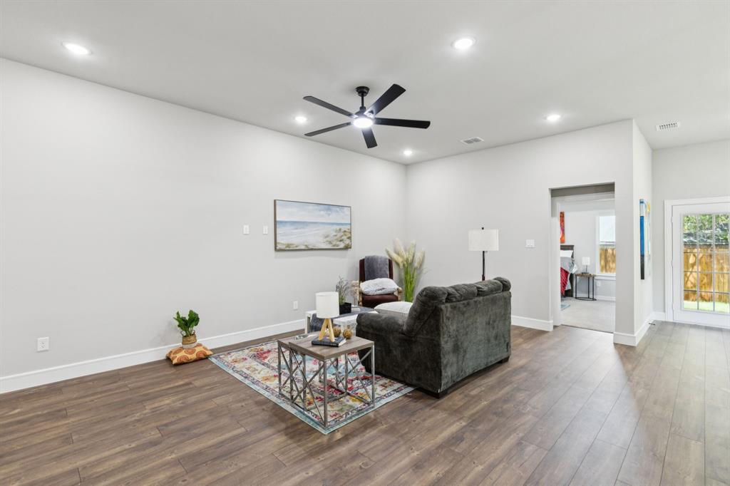 512 Frazier Street Terrell, TX 75160 - Photo 5 of 28