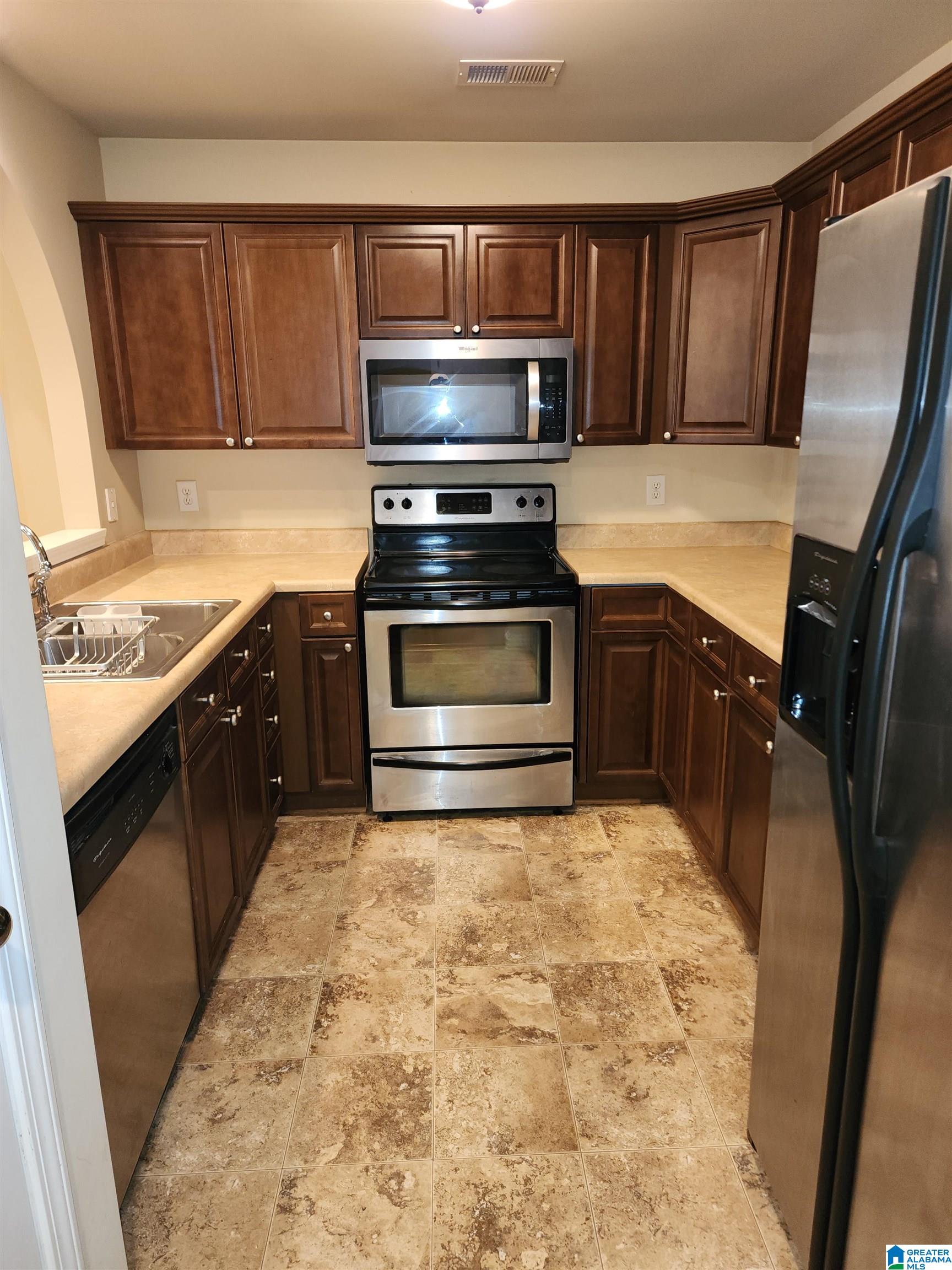 2472 Ridgemont Drive Birmingham, AL 35244 - Photo 7 of 19
