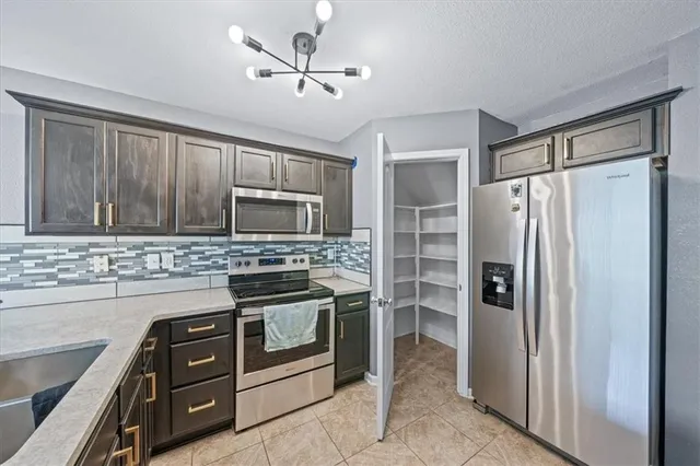 $245,000 | 9513 North Main Street, Kansas City, MO 64155