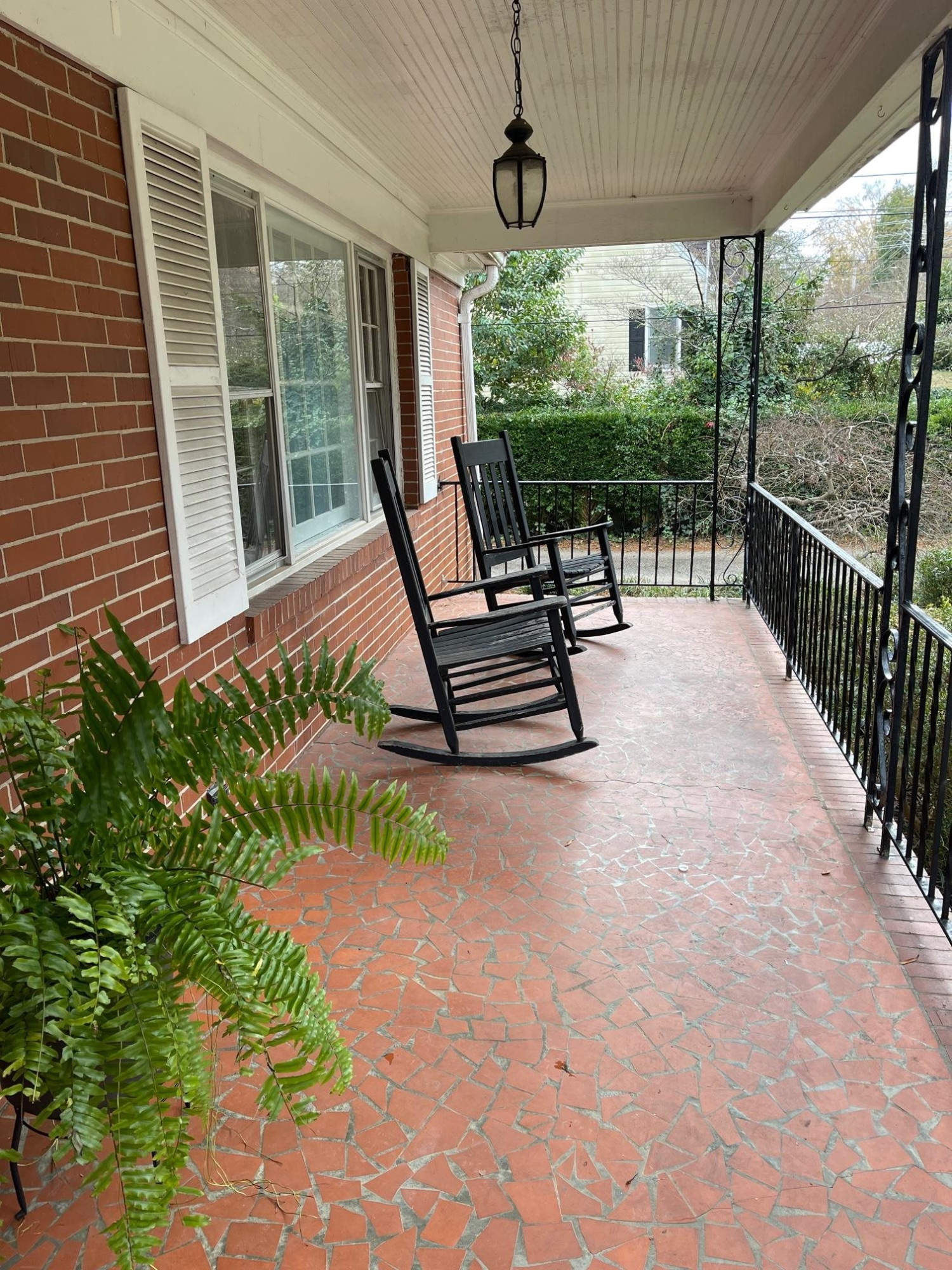 112 Shepherd Street Raleigh, NC 27607 - Photo 4 of 34 Front porch Main House