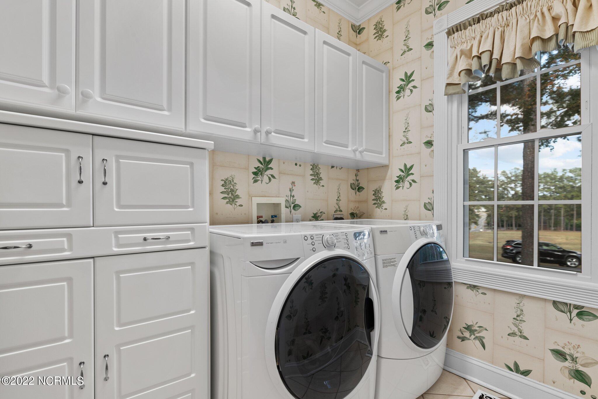 160 McCaskill Road East Pinehurst, NC 28374 - Photo 28 of 38 Laundry Room w/Sink hook-up