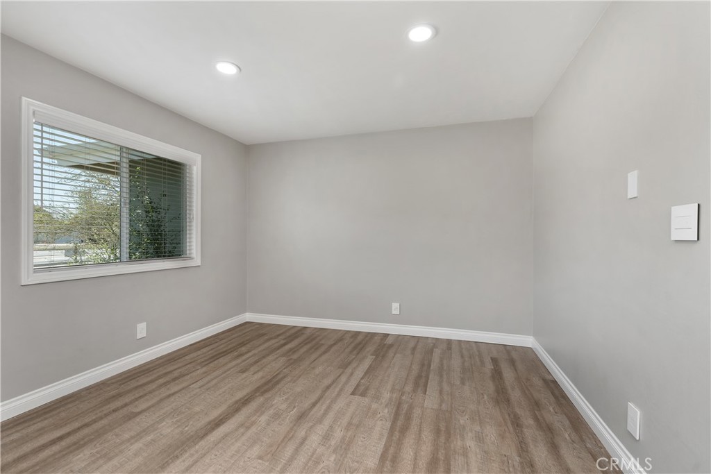 1837 North Studebaker Road Long Beach, CA 90815 - Photo 14 of 38 Dinning room
