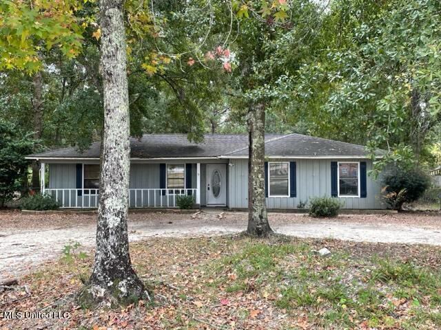 1305 Roys Road Gautier, MS 39553 - Photo 1 of 9 Front Exterior