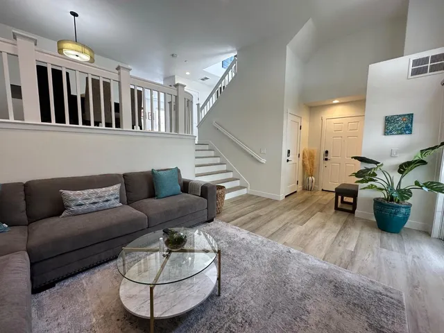 $6,000 | 1 Passage Lane, Redwood City, CA 94065