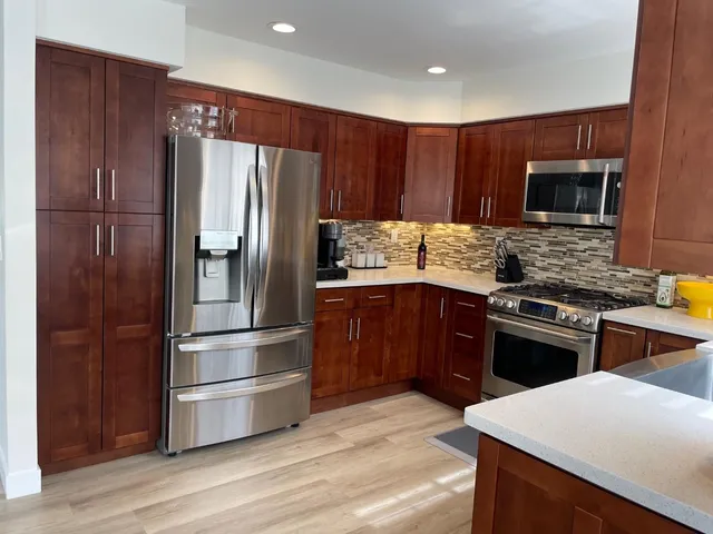 $6,000 | 1 Passage Lane, Redwood City, CA 94065