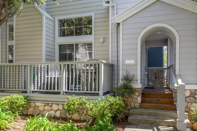 $6,000 | 1 Passage Lane, Redwood City, CA 94065