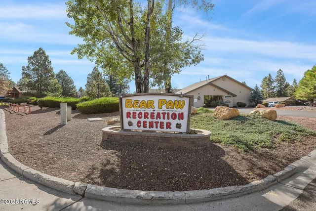 $1,800 | 2665 Valley View Drive, Unit 10127, Flagstaff, AZ 86004