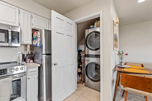 $1,800 | 2665 Valley View Drive, Unit 10127, Flagstaff, AZ 86004