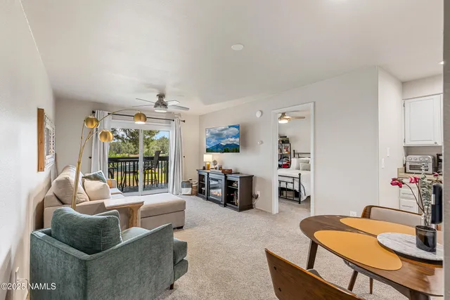 $1,800 | 2665 Valley View Drive, Unit 10127, Flagstaff, AZ 86004